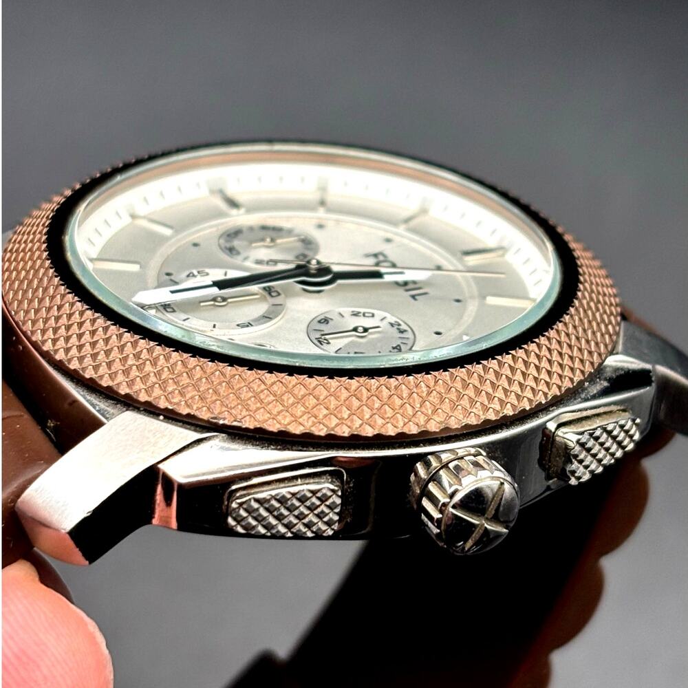 Fossil Machine FS4596 Men’s Chronograph white Dial Brown Silicone Strap Watch - Picture 16 of 17
